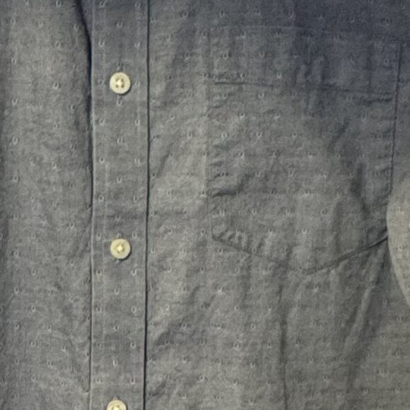 Banana Republic Slim-Fit Soft-Wash Button-Down Shirt – Medium - Picture 6 of 6